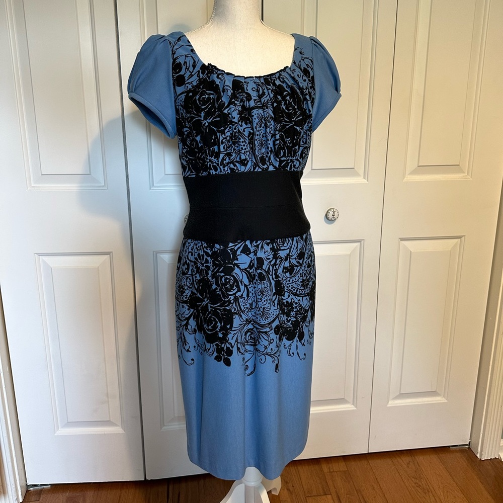 Suzi Chin for Maggy Boutique Blue and Black Dress Size 8